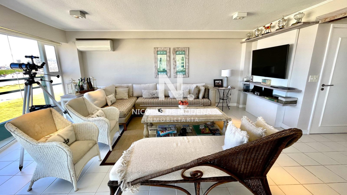 Brava - GoPunta - Portal Inmobiliario de Punta del Este - Maldonado