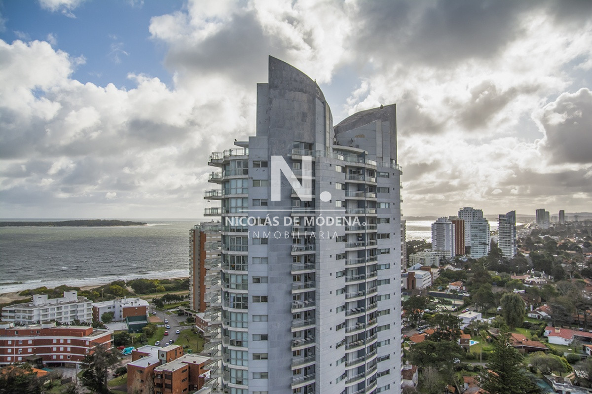 Hermoso Departamento en venta en edificio Miami Boulevard II - NDM13126A