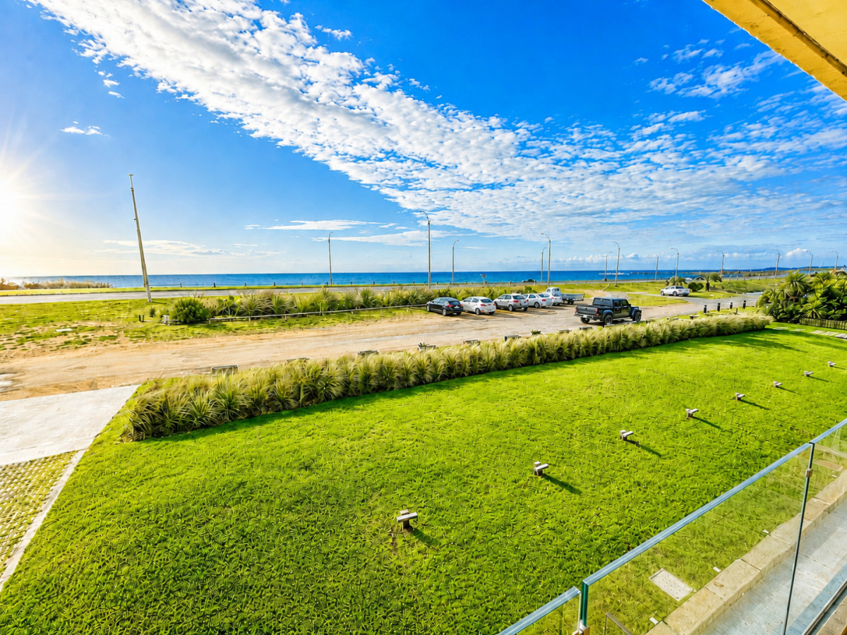 Imagen de Apartamento en venta | Walmer Lagoon, playa Mansa - 2 dormitorios.