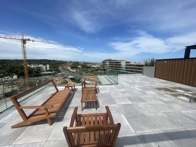Vende PentHouse en la Barra, Manantiales de 3 dormitorios en suite.
