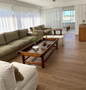 Vende apartamento de 3 dormitorios en Tiburon , Punta del Este 