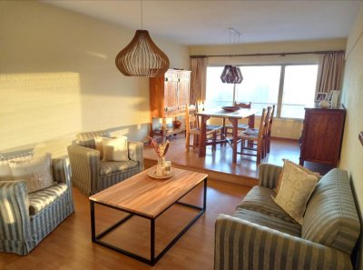 Venta Apartamento en Pocitos de 3 dormitorios en piso alto , Montevideo 
