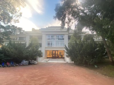 Apartamento en venta en Green Park, Solanas, Punta del Este - Punta Ballena