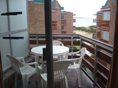 Comodo y confortable departamento de 1 dormitorio en edificio Euromar