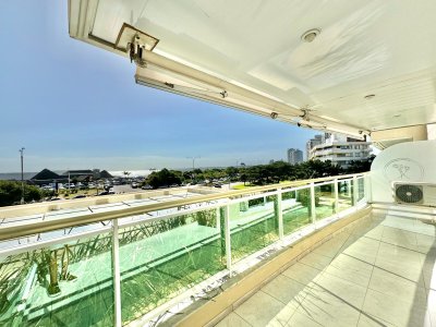 Vende Apartamento de 3 Dormitorios en Punta del Este- Mansa