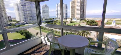 En venta Apartamento en Brava - Punta del Este de 3 dormitorios.