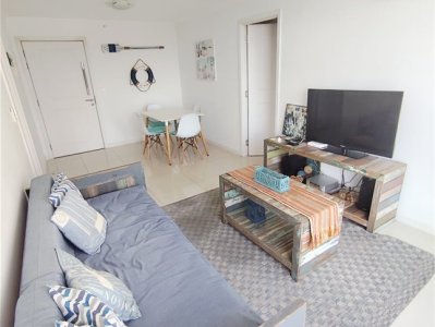 Vende apartamento de 1 dormitorio en la zona de Roosevelt, Punta del Este.