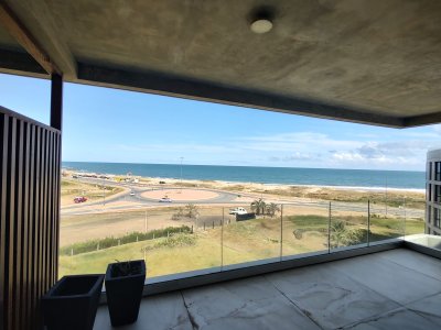 Aldeana Manantiales, Apartamento de 3 dormitorios + servicio en venta 