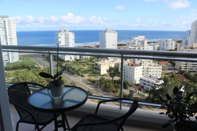 ALQUILER EN ENERO EN TORRE ONE II, VISTA AL MAR, MUY BUENOS AMENITIES