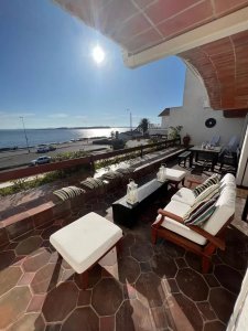 Espectacular departamento en venta en Penísula con vista al mar.