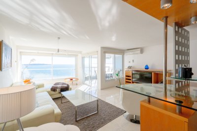 Beverly Tower Punta Del Este, Maldonado Uruguay, Apartamento de 3 dormitorios en venta en torre de Jerarquia.