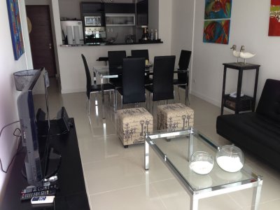 Departamento en alquiler en zona privilegiada.