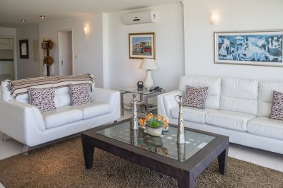 departamento en venta de 3 dormitorios en playa brava