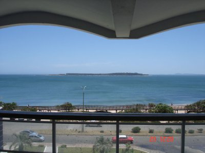 Hermoso departamento en venta con agradable vista.