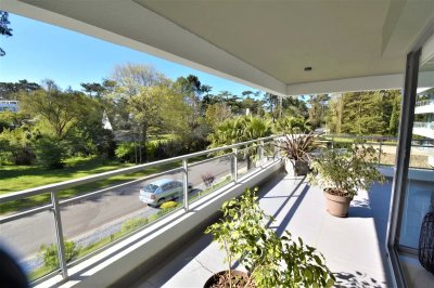 Departamento de 3 dormitorios en venta en  Rincón del Bosque.
