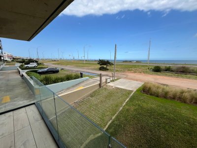 Unidad a estrenar en venta frente al mar, 2 dormitorios. Walmer Lagoon