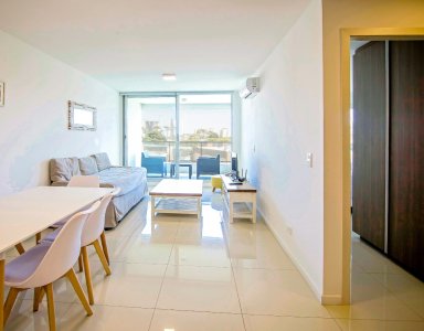 Departamento de 1 dormitorio en venta, en torre con amenities , Punta del este 