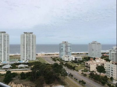 Departamento en venta en Torre One, Punta Del Este