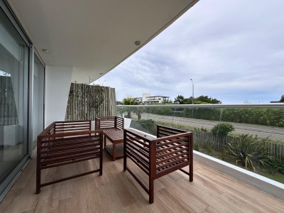 Apartamento en Bikini, Manantiales  de 2 dormitorios.