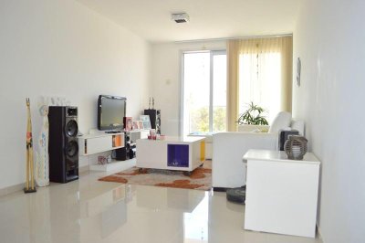 Venta Apartamento de 2 dormitorios en Av. Roosevelt, Punta del Este.