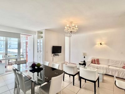 Apartamento de 2 dormitorios en Venta , Peninsula , Punta del este 