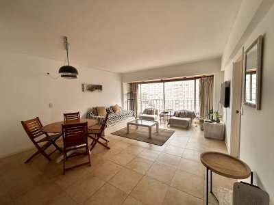 En venta apartamento en Brava - Punta del Este de 2 dormitorios.