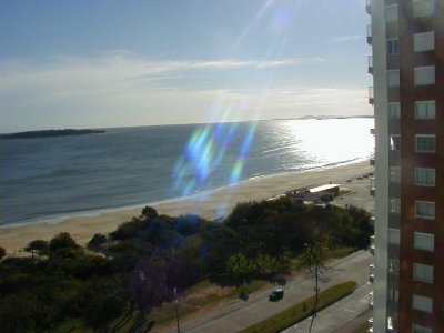 Esplendido departamento en venta ubicado en el edificio Tunquelen con panorama al mar.