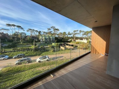 Apartamento de 1 dormitorio en Playa Mansa , Punta del este 