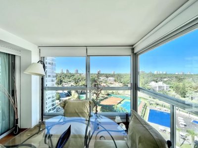 Garantiza tu comodidad en hermoso departamento con vista increible.