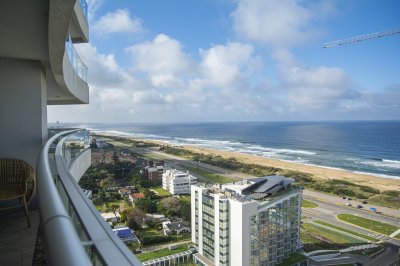 Apartamento en venta, piso alto de Look Brava, Punta del Este 