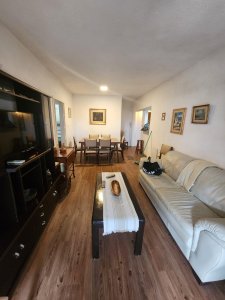  Encantador apartamento de 2 dormitorios y 2 baños en playa Mansa, Punta del Este