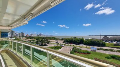 Departamento de 3 dormitorios en venta en Coral Tower en venta