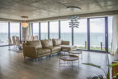 Espectacular departament de 3 dormitorios en venta en Playa Brava, Punta del Este.