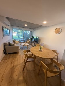 Departamento de 2 dormitorios en venta en edificio nuevo frente al mar