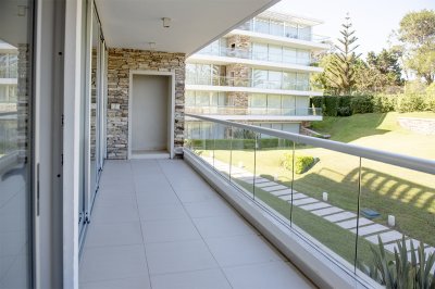 Departamento en venta en torre de categoría