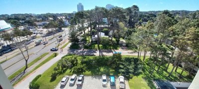Departamento de  2 dormitorios por Roosevelt, Punta Del Este. 
