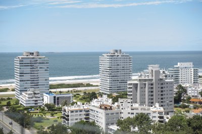 Hermoso Departamento en venta a estrenar de 3 dormitorios, piso alto