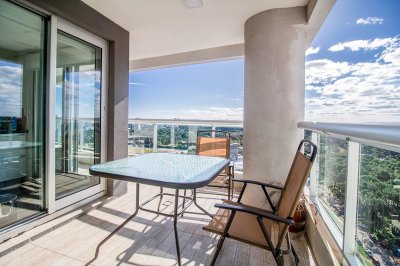 En venta apartamento con vista al mar de 1 dormitorio.