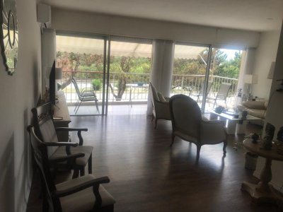 Apartamento en Punta del Este, Mansa
