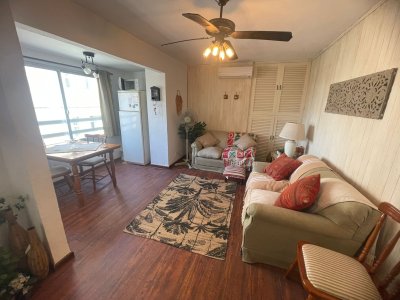 En venta apartamento de 1 dormitorio en Península, Punta del Este