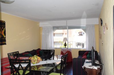 Vende monoambiente en Peninsula Punta del Este.
