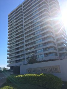 Vendido - Apartamento 3 dormitorios a pasos del mar!