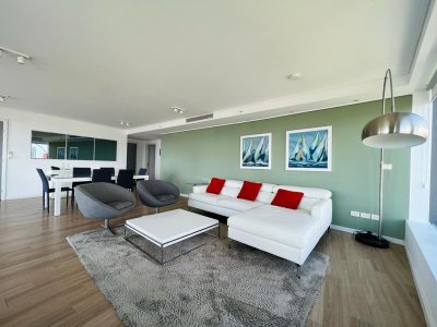 Apartamento en Mansa, Punta dle Este de 3 dormitorios.
