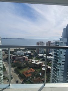 Departamento En Venta , Miami Boulevard , Playa Mansa ,Primeras paradas 