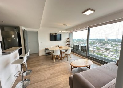 Vende  Apartamento en Mansa - Punta del Este de 2 dormitorios. 