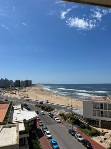 Venta ,  2 dormitorios en Punta del Este. 