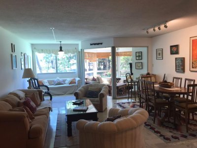 EXCELENTE APARTAMENTO EN ROOSVELT