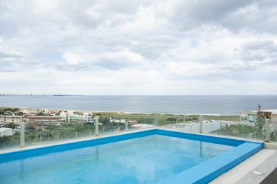 Monoambiente en Punta Ballena con vista a la Playa