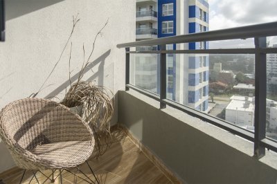 Apartamento en moderno edificio a la altura de pda 3 de Playa Brava
