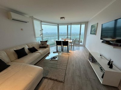 Penthouse de 3 dormitorios en venta a metros de Playa Brava
